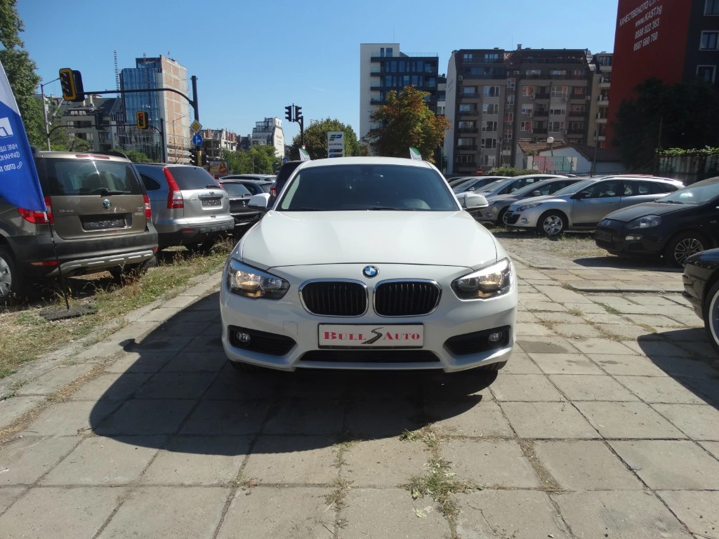 BMW 3 Series 330i